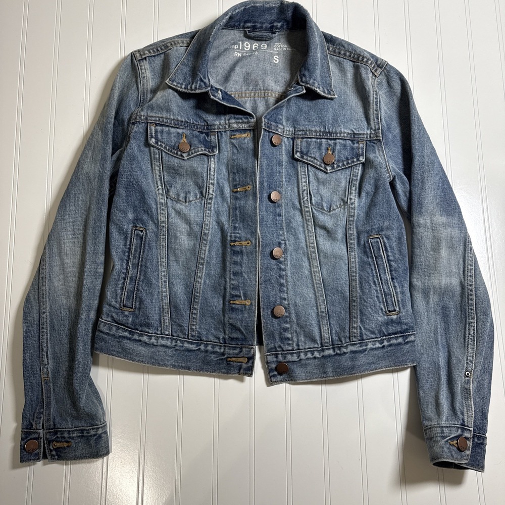 Gap 1969 Denim Jean Jacket Womens CROP FIT Sm‎ Blue Trucker Button Front Pockets